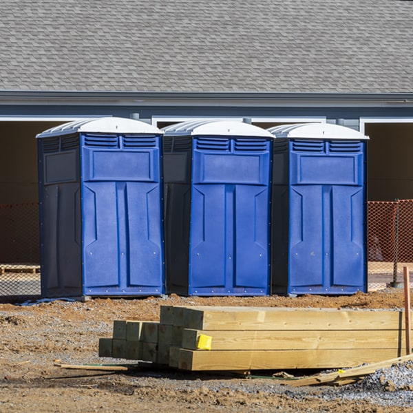 what is the cost difference between standard and deluxe porta potty rentals in Pinto MD